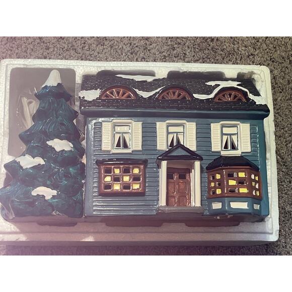 SPRINGFIELD HOUSE Department 56: The Original Snow Village Open Box New 50270 - Picture 1 of 6
